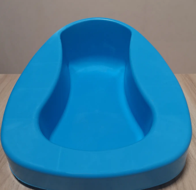 Plastic bedpan